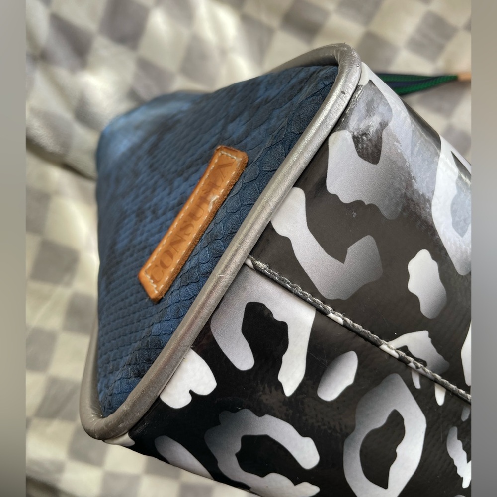 Consuela Rox Classic Tote - Picture 9 of 12